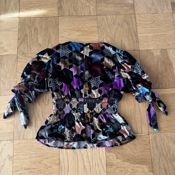Sea New York Estella Velvet Smocked V Neck Blouse Stars Purple Dark Small